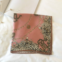 Load image into Gallery viewer, Square 10mm 52cm Silk Leopard Print Chain Pattern Scarf JUXUAN-96005054C
